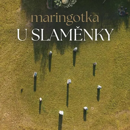 Maringotka Slamenka U Menhiroveho Kruhu - U Slamenky Роскошный шатер Hnevetice